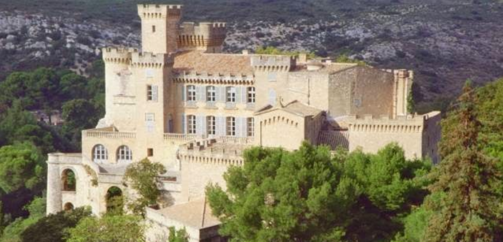 parmis nos partenaires : château de la barben entretien jardins